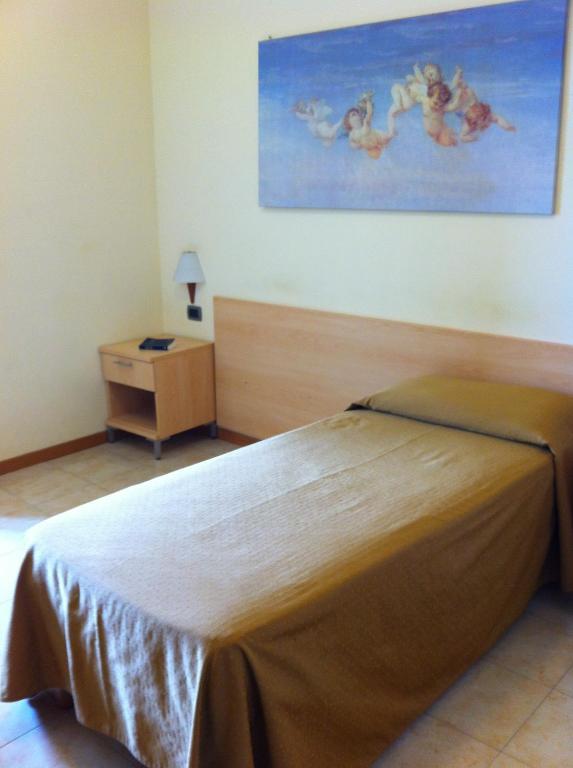 Hotel Atleti Foggia Room photo